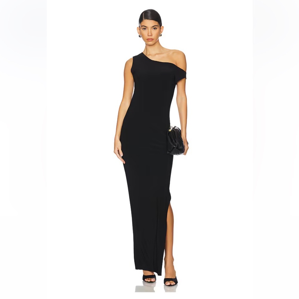 Norma Kamali Drop Shoulder Fitted Gown in Black